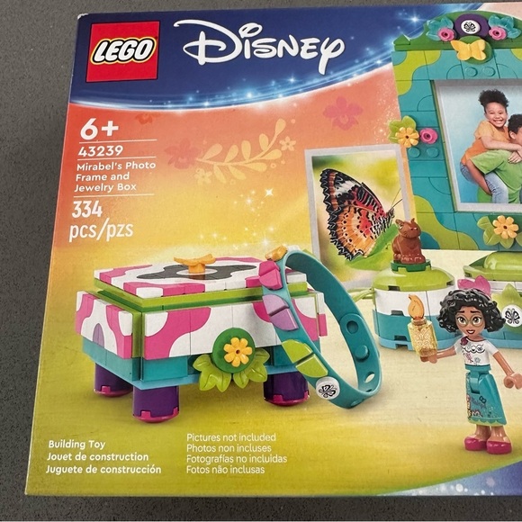 Avail Dec 4 LEGO Disney Encanto Mirabel’s Photo Frame & Jewelry Box 43239 | - Picture 2 of 8